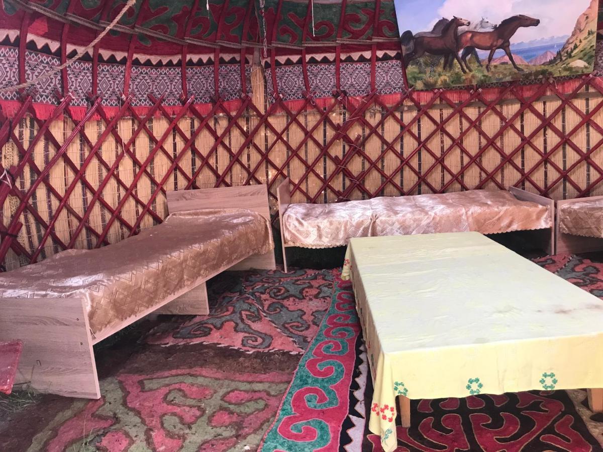 Guesthouse Bermet Tong Экстерьер фото