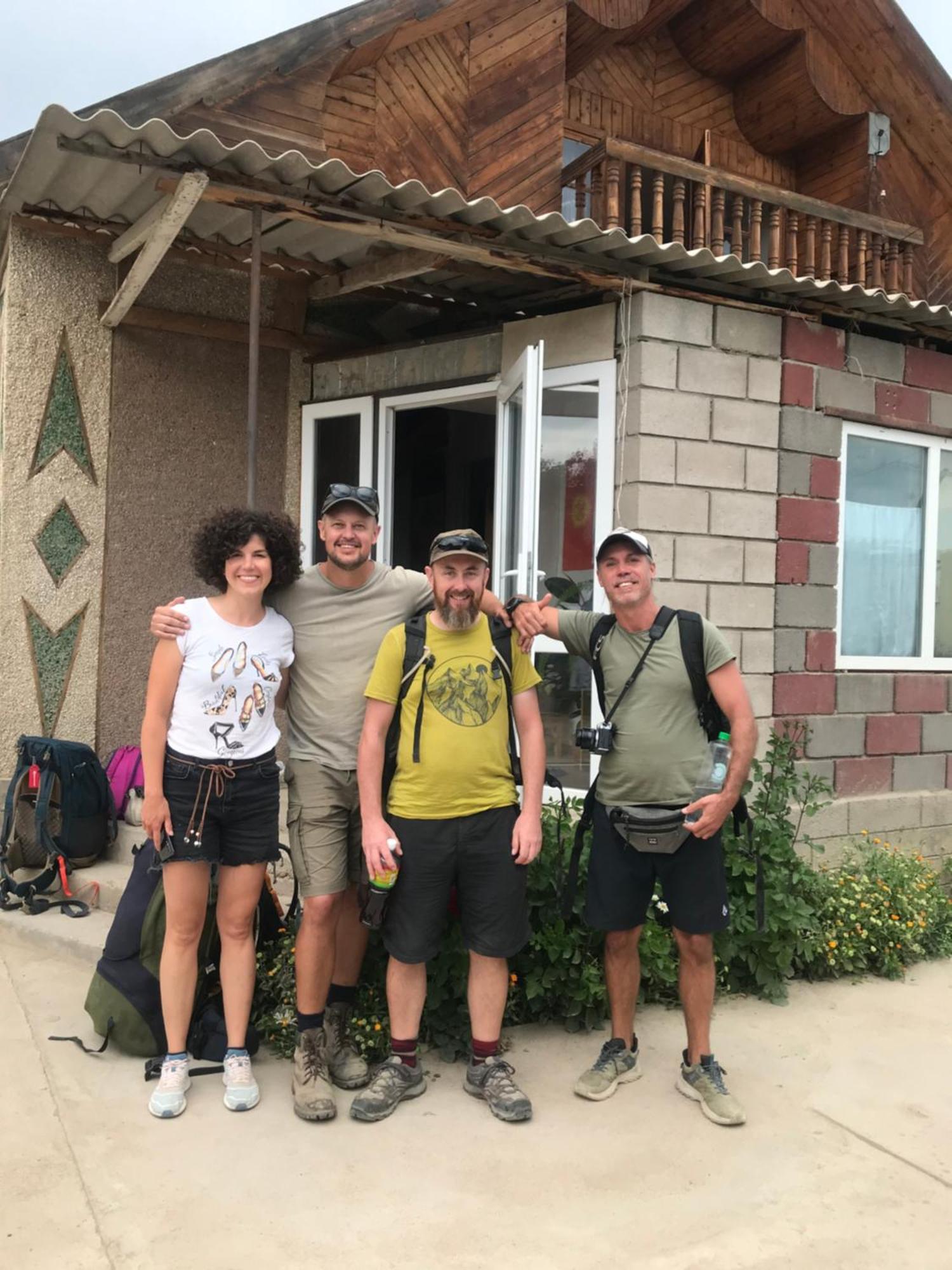 Guesthouse Bermet Tong Экстерьер фото